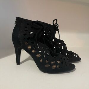 Women’s Heels NEVER WORN (WIDE FIT!)